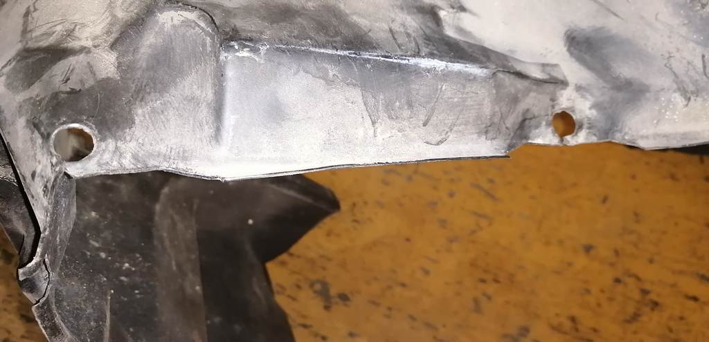 подкрылок Mitsubishi Pajero Mini