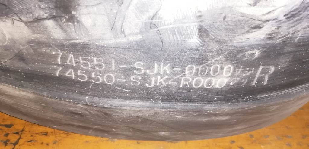 подкрылок Honda Elysion