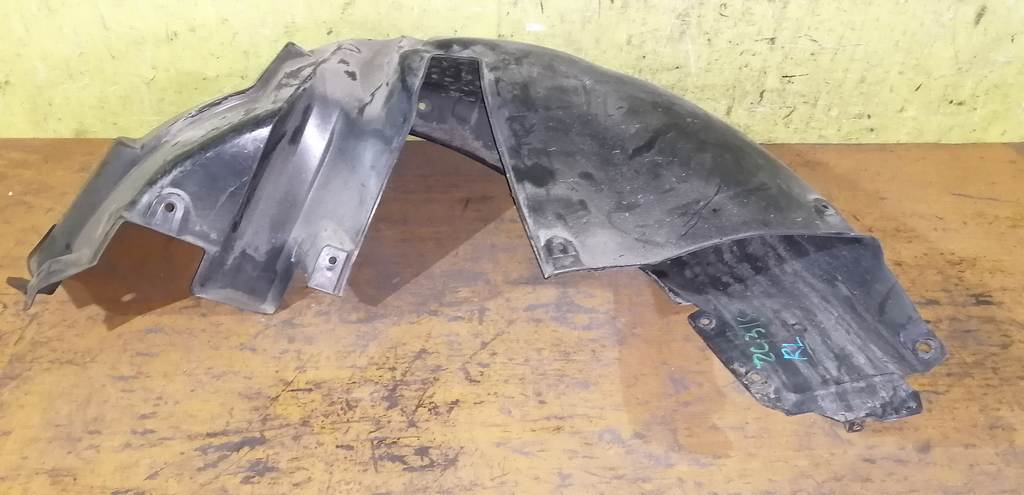 подкрылок Suzuki Swift