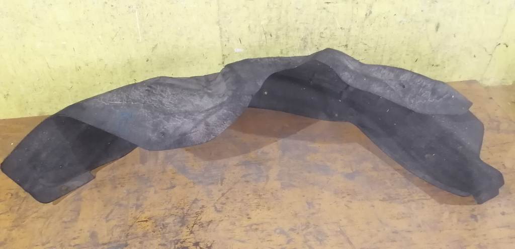 подкрылок Nissan Teana