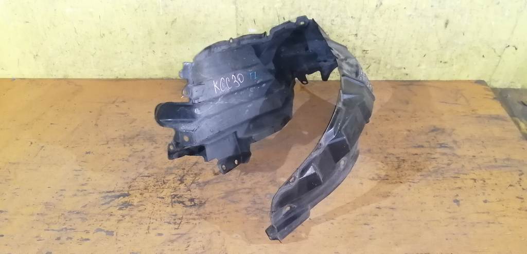 подкрылок Toyota Passo