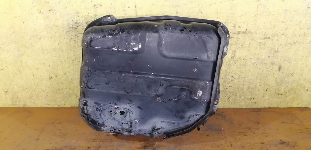 бензобак Suzuki Solio