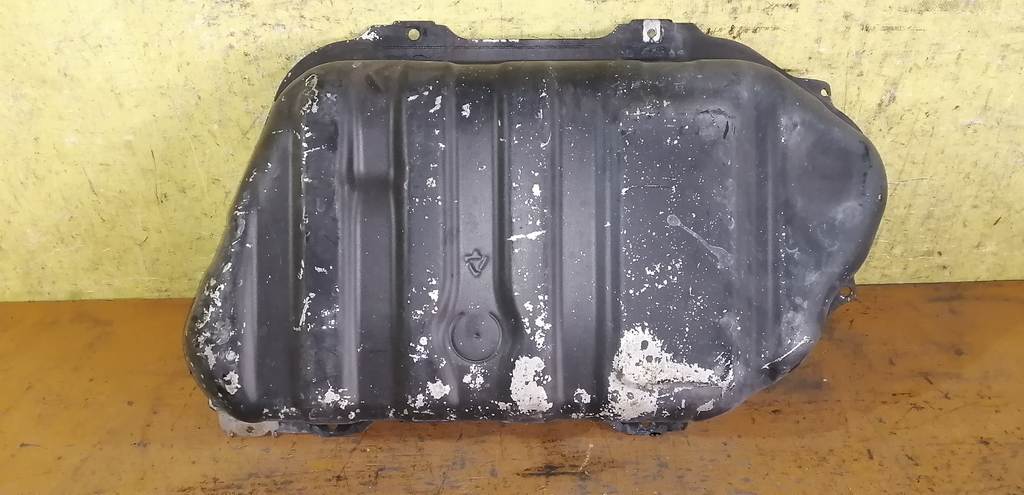 бензобак Toyota Passo