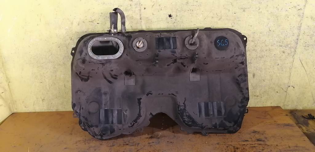 бензобак Subaru Forester