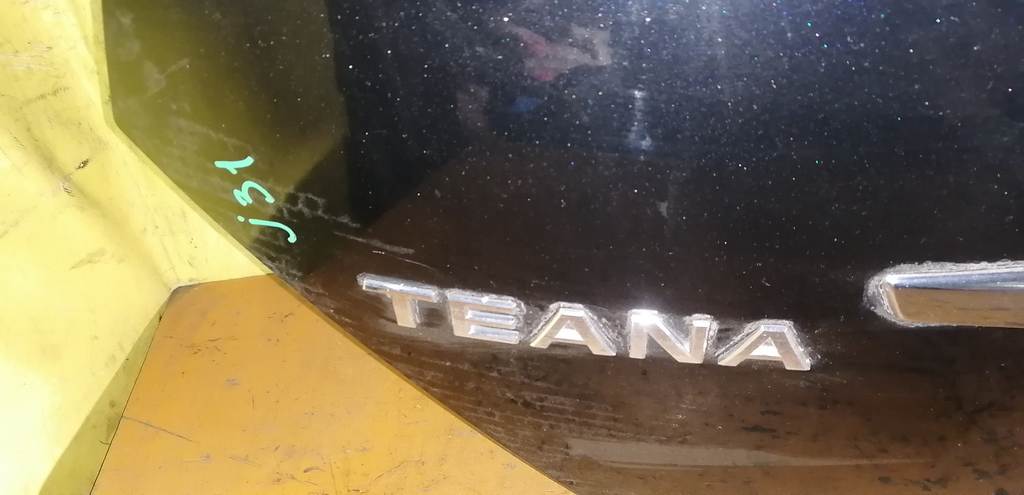 крышка багажника Nissan Teana