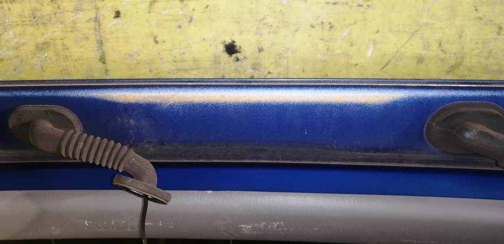 дверь 5-я Mazda MPV