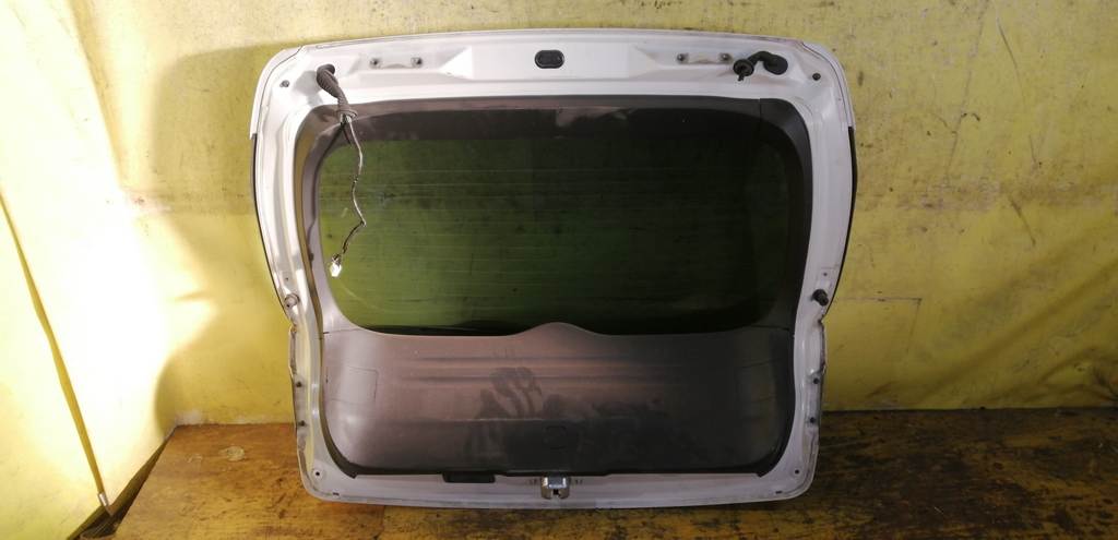 дверь 5-я Subaru Impreza