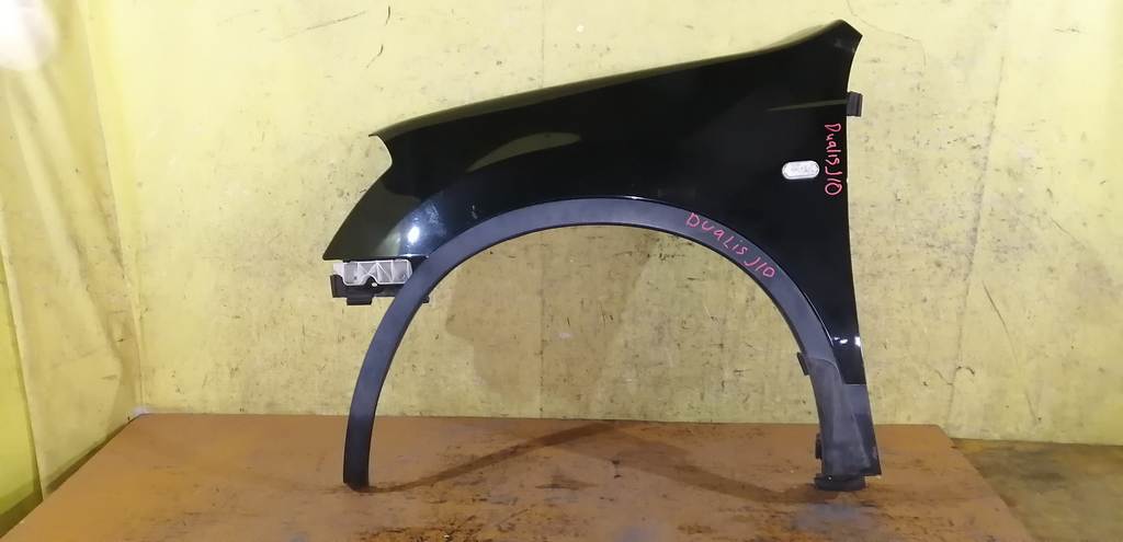 крыло Nissan Dualis