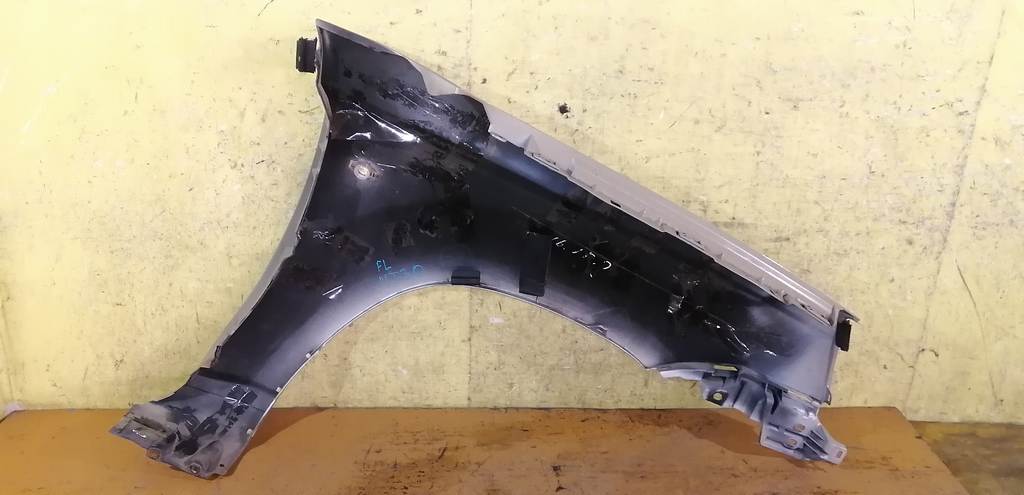 крыло Nissan X-Trail