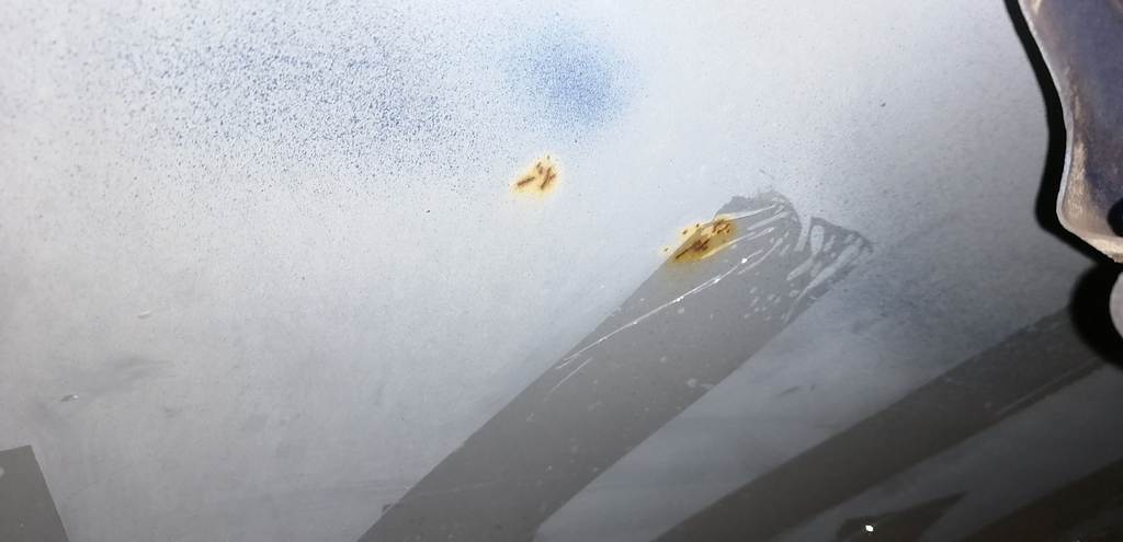 крыло Mazda MPV