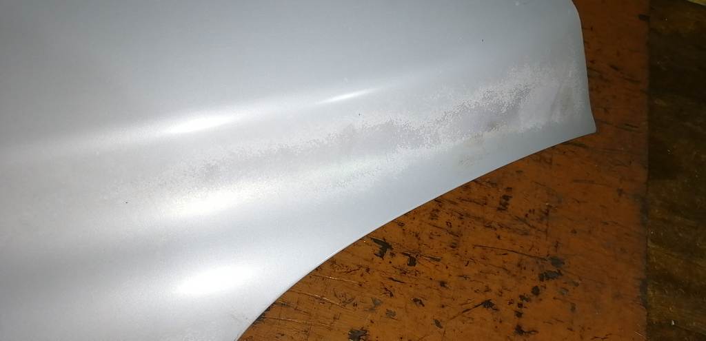 крыло Nissan March