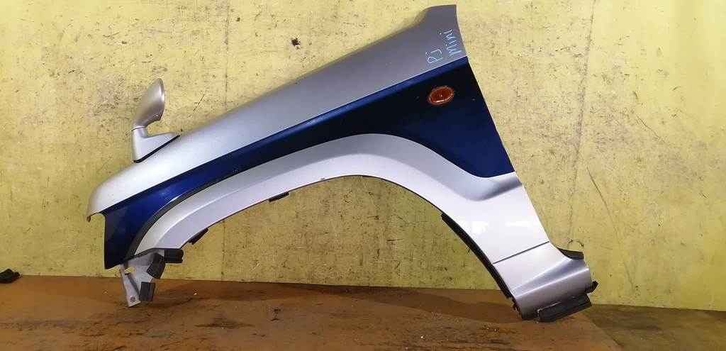 крыло Mitsubishi Pajero Mini