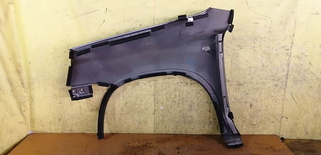 крыло Nissan X-Trail