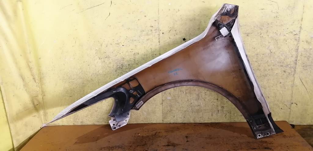 крыло Volkswagen Touareg