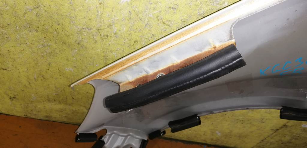 крыло Toyota Passo