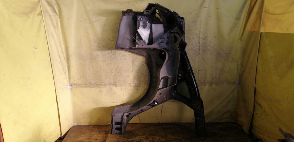 крыло Nissan Teana