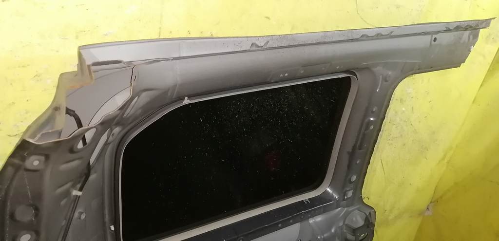 крыло Honda Stepwgn