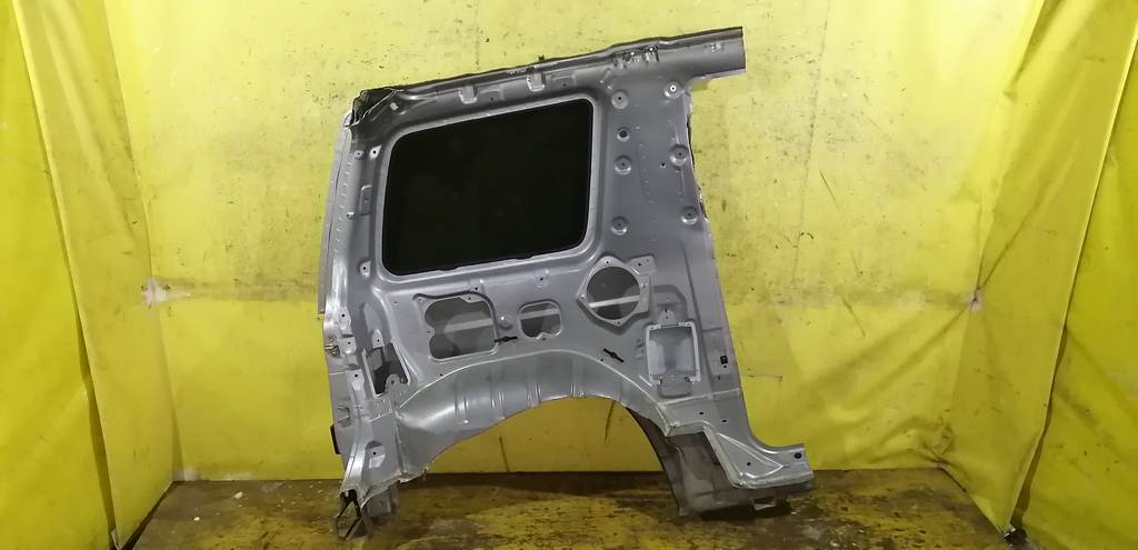 крыло Mitsubishi Pajero Mini