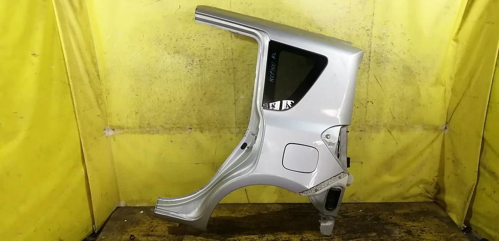 крыло Toyota Ractis