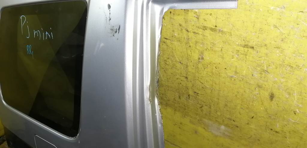 крыло Mitsubishi Pajero Mini