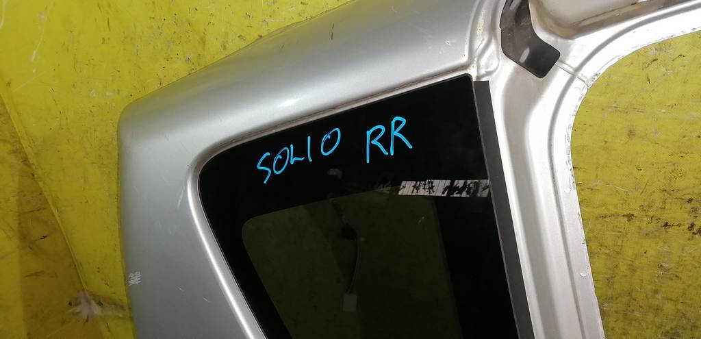 крыло Suzuki Solio