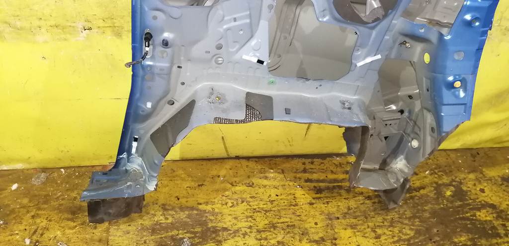 крыло Honda Freed