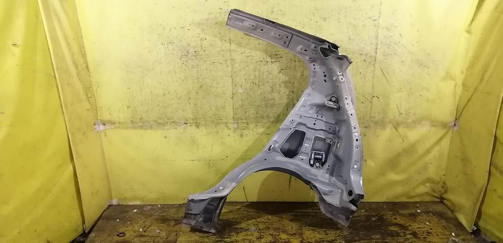 крыло Toyota Passo