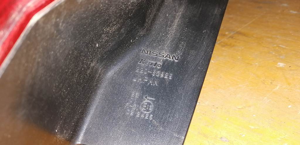 стоп-сигнал Nissan X-Trail