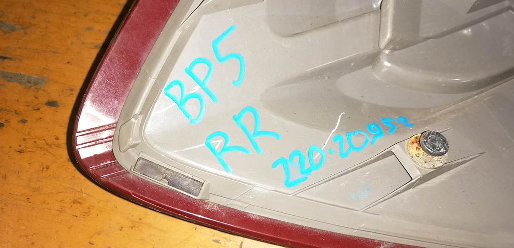 стоп-сигнал Subaru Legacy