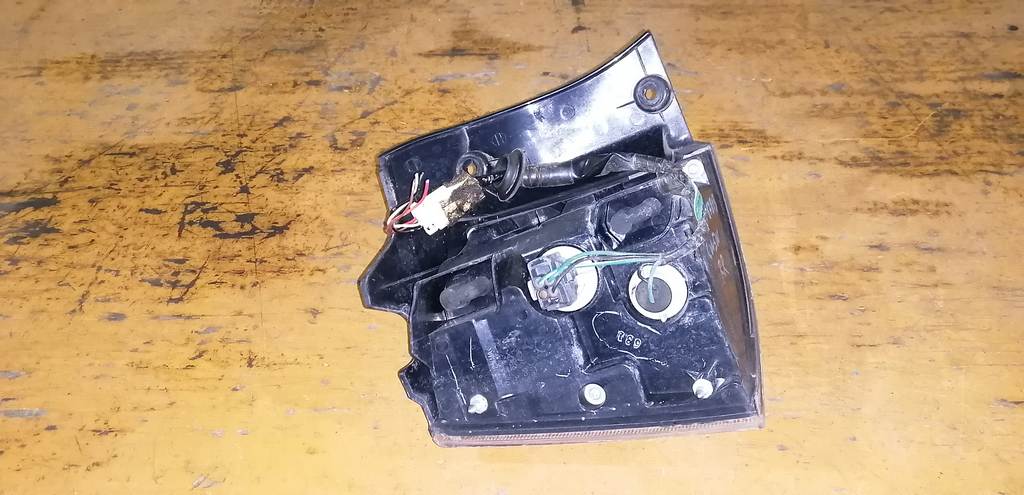 стоп-сигнал Mitsubishi Outlander