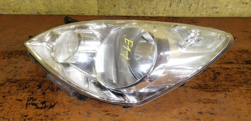 фара Nissan Note