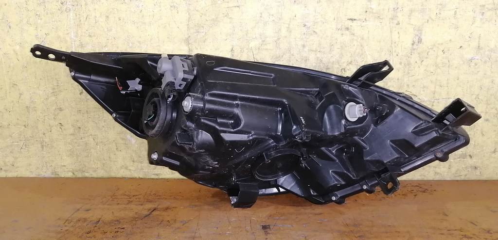 фара Nissan Note