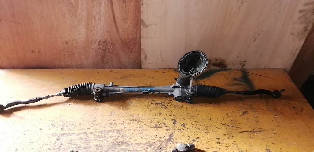 рейка рулевая Toyota Ractis