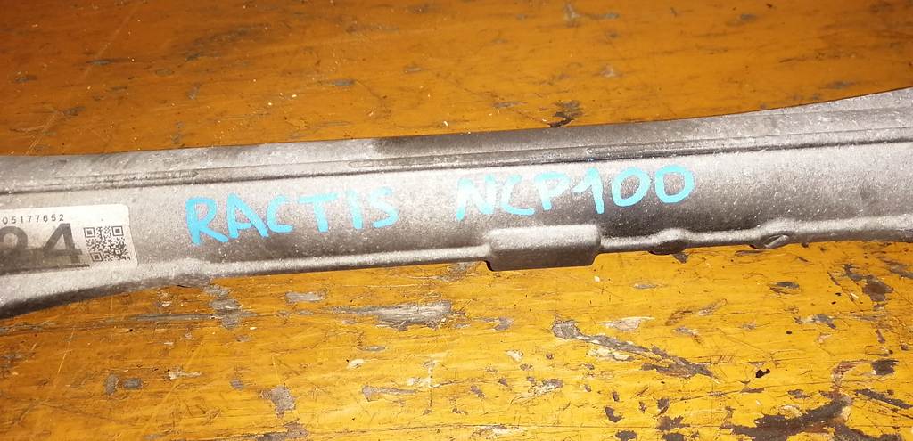 рейка рулевая Toyota Ractis