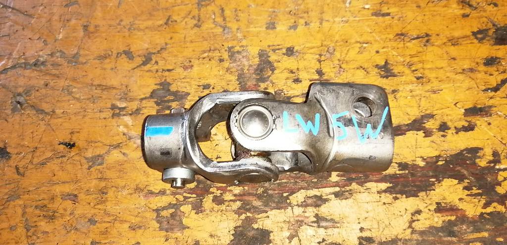 карданчик рулевой Mazda MPV