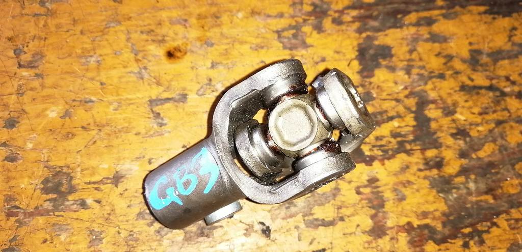 карданчик рулевой Honda Freed