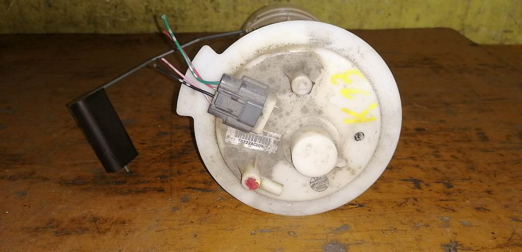 бензонасос Nissan March