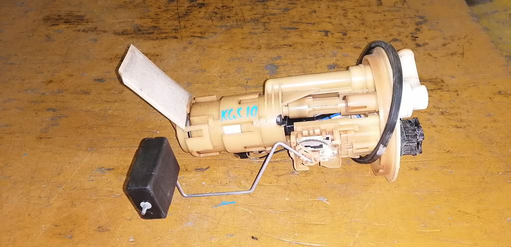 бензонасос Toyota Passo