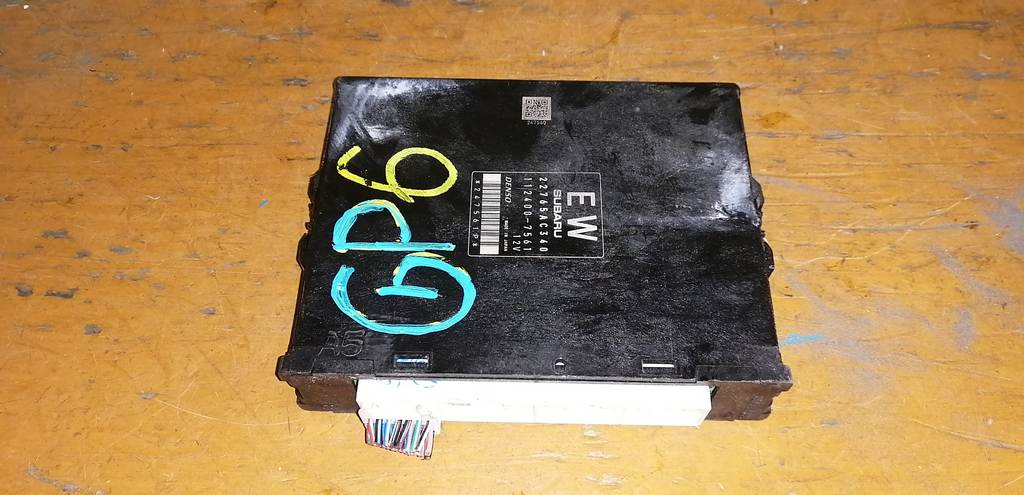 блок управления двс Subaru Impreza