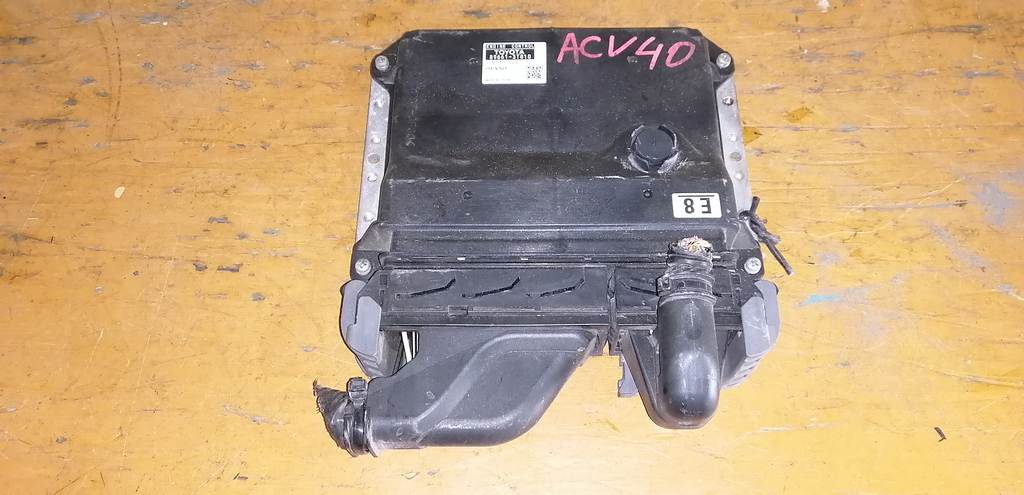 блок управления двс Toyota Camry