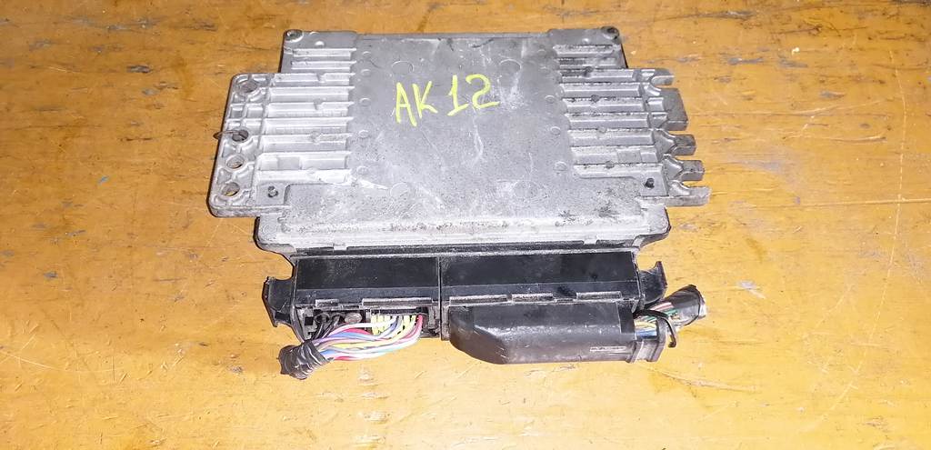 блок управления двс Nissan March