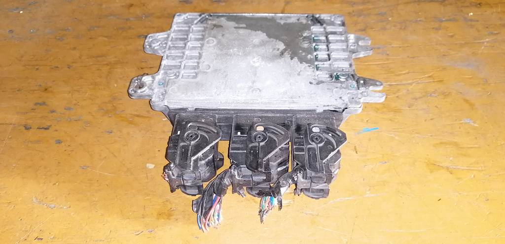 блок управления двс Nissan March