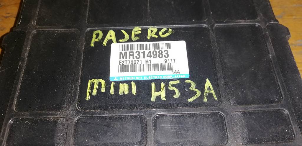 блок управления двс Mitsubishi Pajero Mini