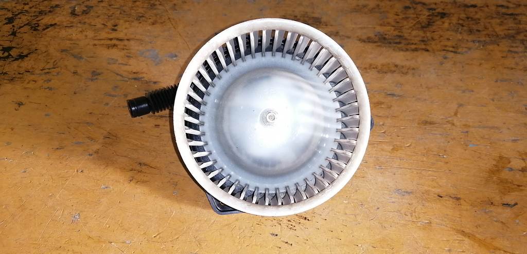 мотор печки Mitsubishi Outlander