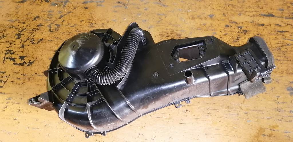 мотор печки Subaru Impreza