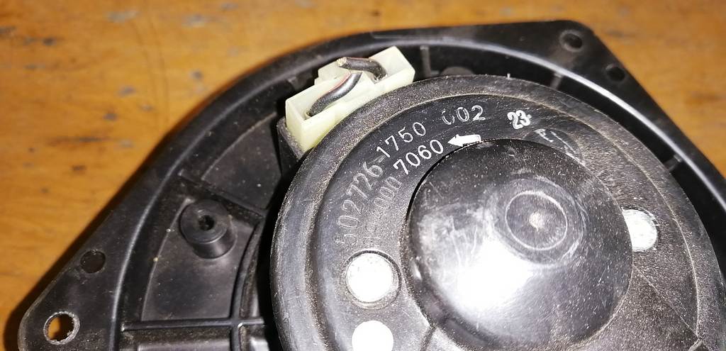 мотор печки Subaru Impreza