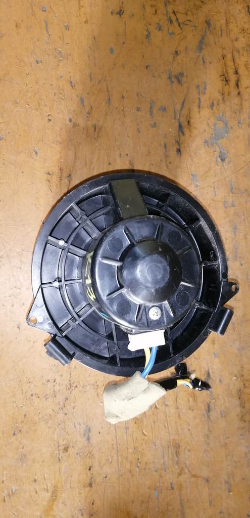 мотор печки Nissan March