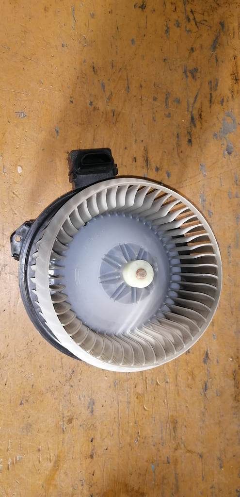 мотор печки Honda Freed