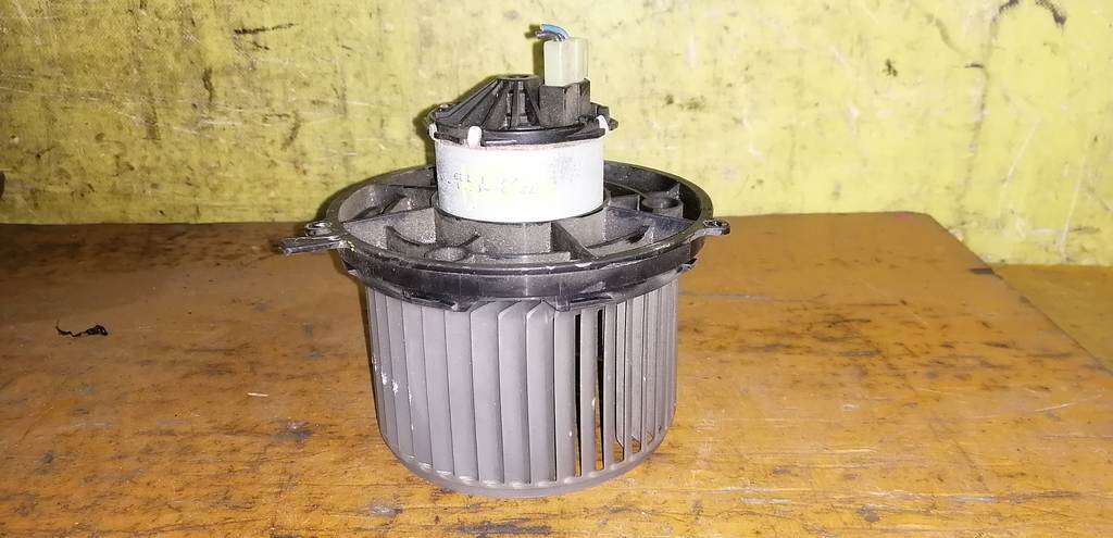 мотор печки Mitsubishi Pajero Mini