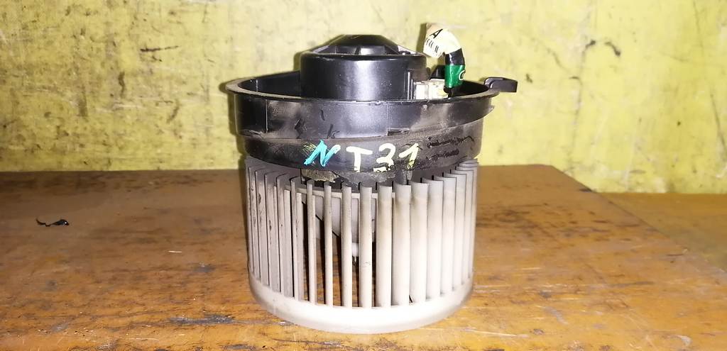 мотор печки Nissan X-Trail